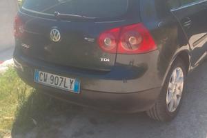 VOLKSWAGEN
Golf 5a serie 2005