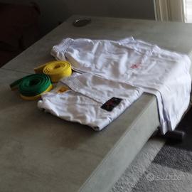 Tuta per Taekwondo ; pantalone/giacca/cinture