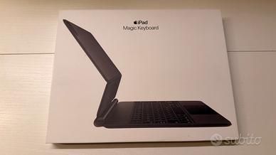 Magic Keyboard per iPad Pro 11" e iPad Air - Usato