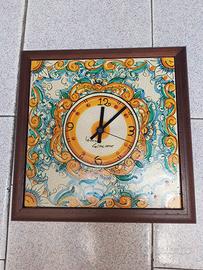 Orologio in ceramica di Caltagirone
