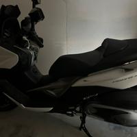 Kymco xciting 400