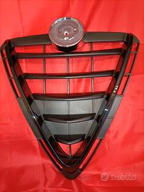 Scudo anteriore più griglie fendinebbia