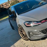 Golf 7.5 GTI PERFORMANCE 245 allestimento TCR