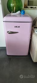 frigorifero Akai piccolo rosa