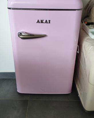 frigorifero Akai piccolo rosa
