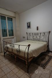 letto matrimoniale compresa rete a doghe 