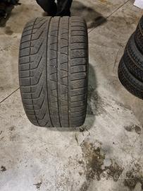 "PIRELLI gomme invernali 295/30 R20 97V"