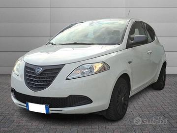 Lancia Ypsilon 1.3 mjt Elefantino s&s 95cv my14