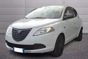 Lancia Ypsilon 1.3 mjt Elefantino s&s 95cv my14