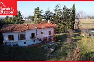 Casa singola con grande giardino a Fiumicello