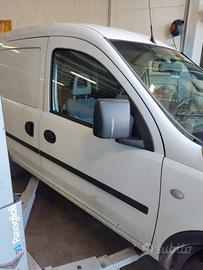 Porta anteriore dx nuda OPEL COMBO del 2007