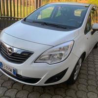Opel Meriva 1.3 CDTI 95CV ecoFLEX Cosmo