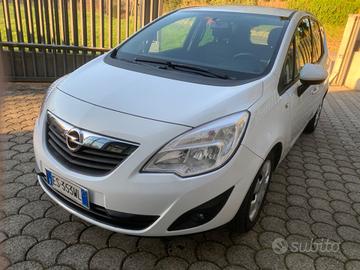 Opel Meriva 1.3 CDTI 95CV ecoFLEX Cosmo