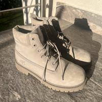 Scarponcino Timberland 33