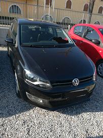 POLO VOLKSWAGEN