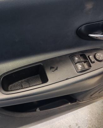 Comando vetri ant sx LANCIA YPSILON del 2011