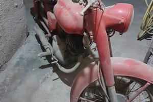 motocicletta ducati 98 turismo