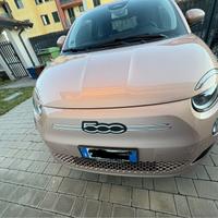 Fiat 500 electric Icon Berlina 42kw