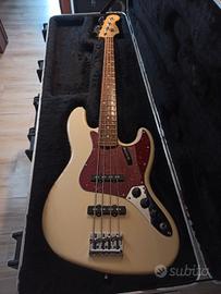 Fender jazz bass american standard con custodia 