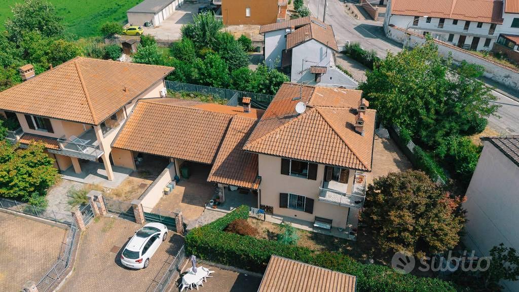 Casa – Stroppiana - Vista 2