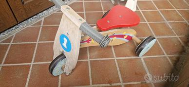 triciclo in legno senza pedali
