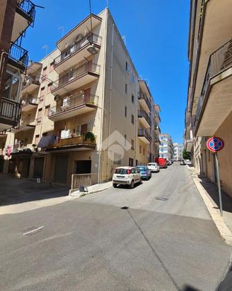 4 LOCALI A CISTERNINO
