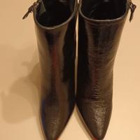 Galieti stivaletti in pelle vernice nera