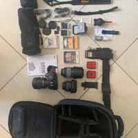 Nikon D5100 + 3 obiettivi e svariati accessori