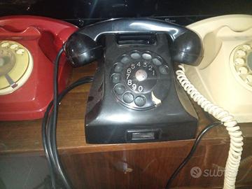 Telefono da tavolo vintage anni ’60 nero  bachelit