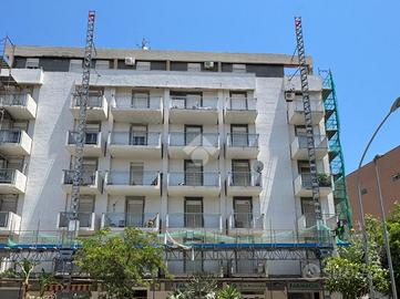4 LOCALI A PALERMO