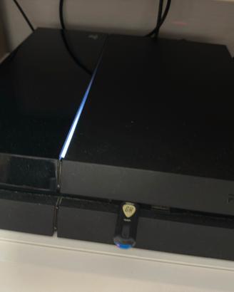 Playstation 4 + Guitar hero live