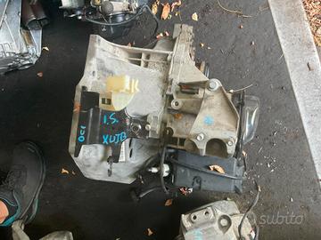 CAMBIO MANUALE XUJB 1.5 5M FORD FIESTA
