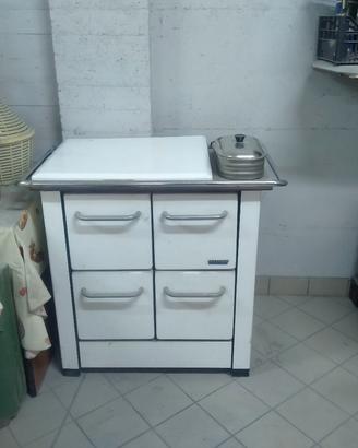 cucina a legna ideale per casa in montagna