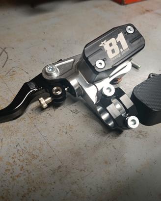NUOVA Pompa assiale 8.1 CNC sinistra MC-11 Ø11mm