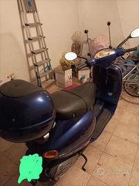 VESPA 125 ET4