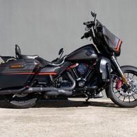 Harley-Davidson FLHXSE Street Glide C.V.O. - 2017