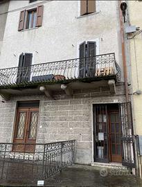 Due appartamenti a Sant'Omobono Terme (BG)