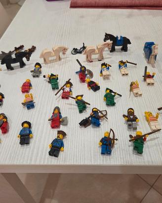 personaggi lego +costruzioni