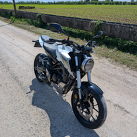 Honda Cb 125 r