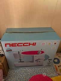 Macchina da cucire Necchi n82