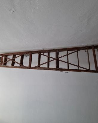 scala in legno antiquariato 