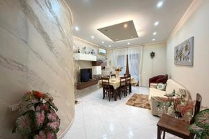 4 LOCALI A FICARAZZI