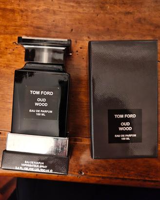 profumo Tom Ford oud wood