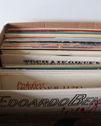 Box vinili 33 giri assortiti - 50 dischi