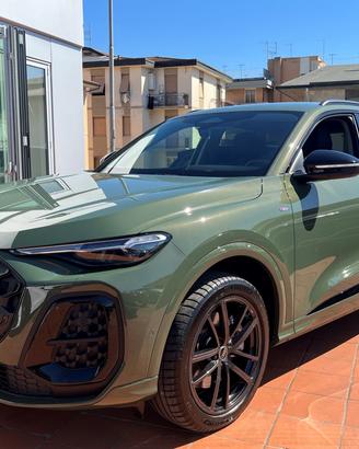 Q5 2.0 tdi mhev+ S line edition quattro 204cv s-tr