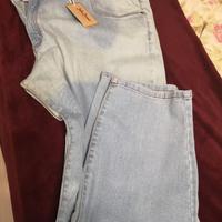 Jeans nuovi
