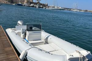 Gommone Bsc70 con Honda 225