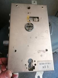 serratura per porta blindata 