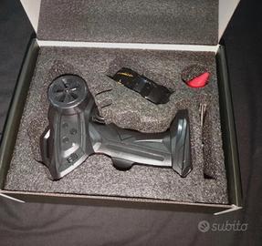 piccola auto da drift telecomandata 