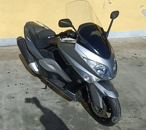 TMax 500 2011